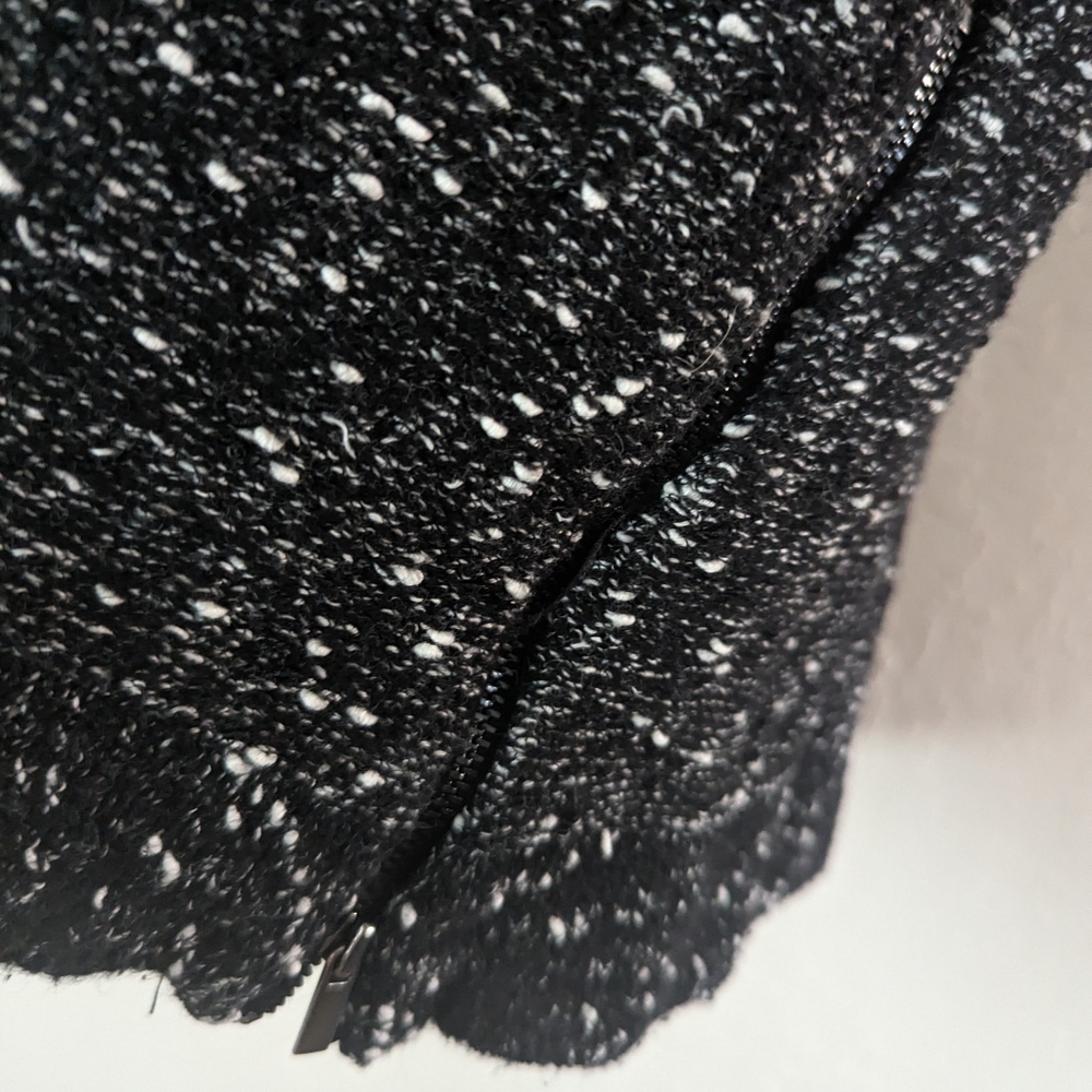 Sweater - Picture 4 of 4